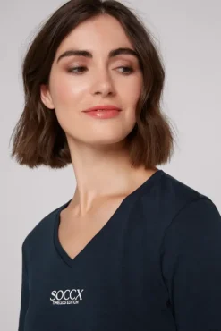 Damen CAMP DAVID & SOCCX Basic T-Shirt mit V-Ausschnitt und Logo blue navy