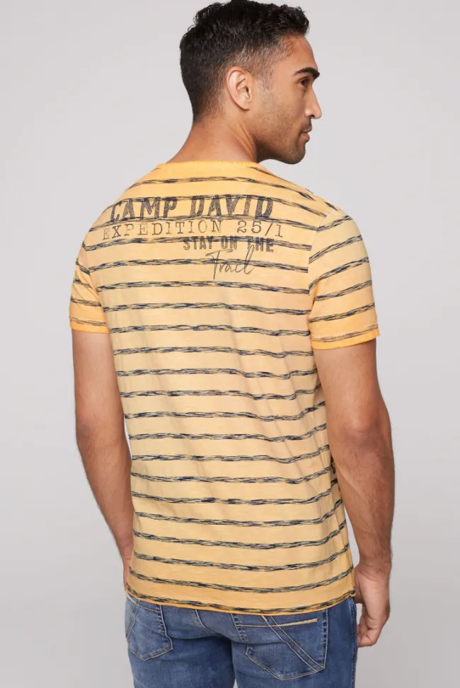 Herren CAMP DAVID & SOCCX Gestreiftes Henley-Shirt mit Brusttasche sunrise orange