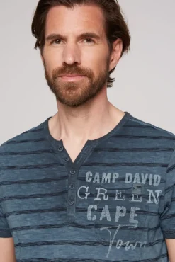 Herren CAMP DAVID & SOCCX Gestreiftes Henley-Shirt mit Brusttasche blue navy