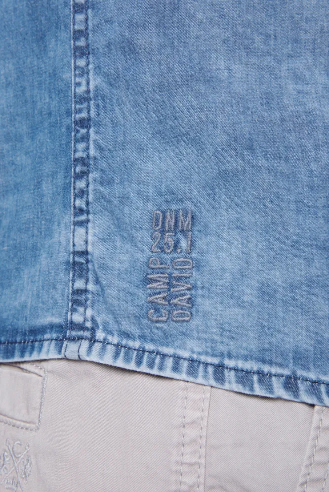 Herren CAMP DAVID & SOCCX Hemd aus Denim Regular Fit light blue bleached