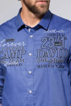 Herren CAMP DAVID & SOCCX Hemd mit Dobby-Struktur und Artworks denim blue | L