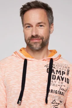 Herren CAMP DAVID & SOCCX Kapuzenshirt mit Brusttasche und Logo Print sunrise orange