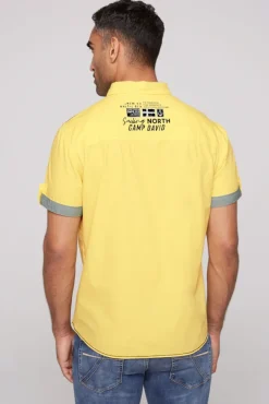 Herren CAMP DAVID & SOCCX Kurzarmhemd mit Klappentaschen und Prints light lime