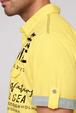Herren CAMP DAVID & SOCCX Kurzarmhemd mit Klappentaschen und Prints light lime
