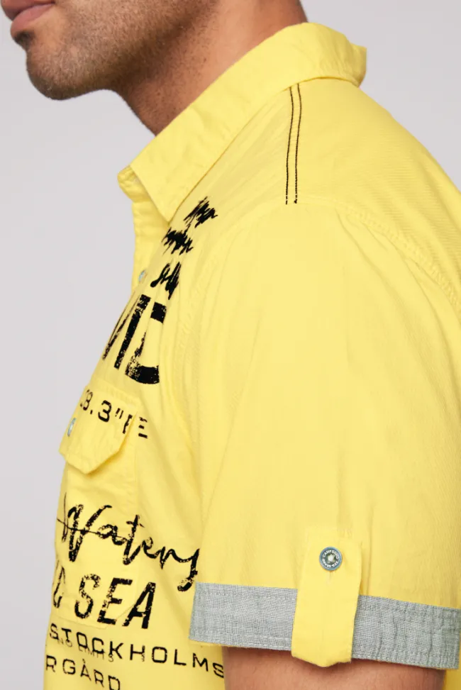 Herren CAMP DAVID & SOCCX Kurzarmhemd mit Klappentaschen und Prints light lime