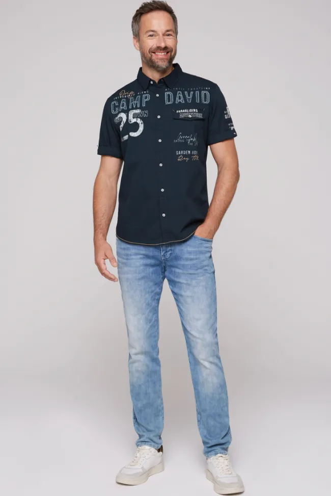 Herren CAMP DAVID & SOCCX Kurzarmhemd mit Logo-Applikationen blue navy