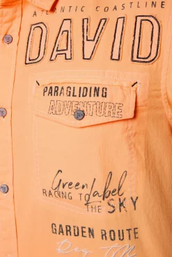 Herren CAMP DAVID & SOCCX Kurzarmhemd mit Logo-Applikationen sunrise orange