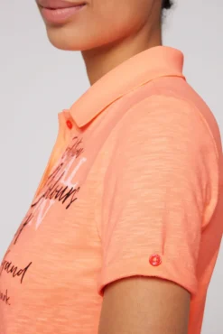 Damen CAMP DAVID & SOCCX Kurzarmpolo mit Print und Pailletten neon orange