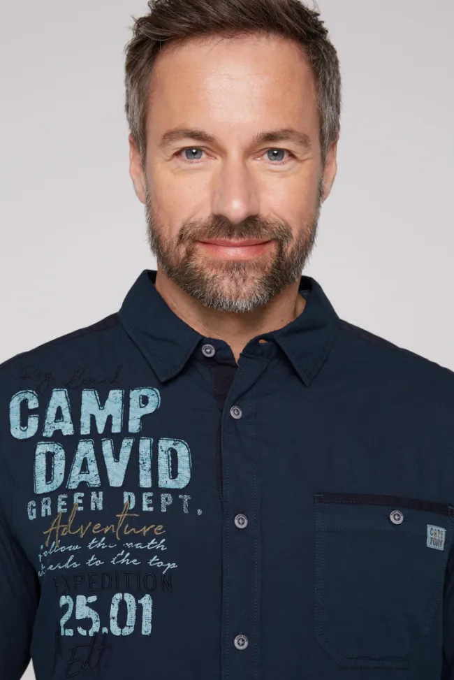 Herren CAMP DAVID & SOCCX Langarmhemd mit Logo-Stickereien blue navy