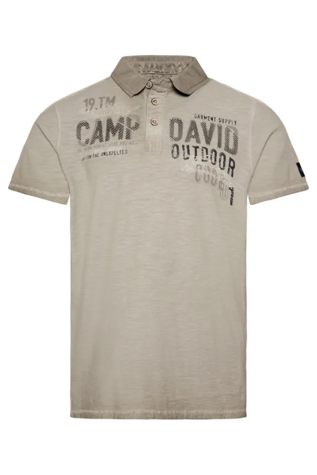 Herren CAMP DAVID & SOCCX Polo mit Schultertapes und Logo Artwork fossil brown