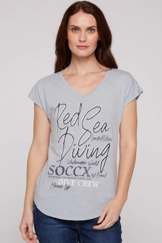 Damen CAMP DAVID & SOCCX Ärmelloses Shirt mit V-Ausschnitt und Artwork cozy blue