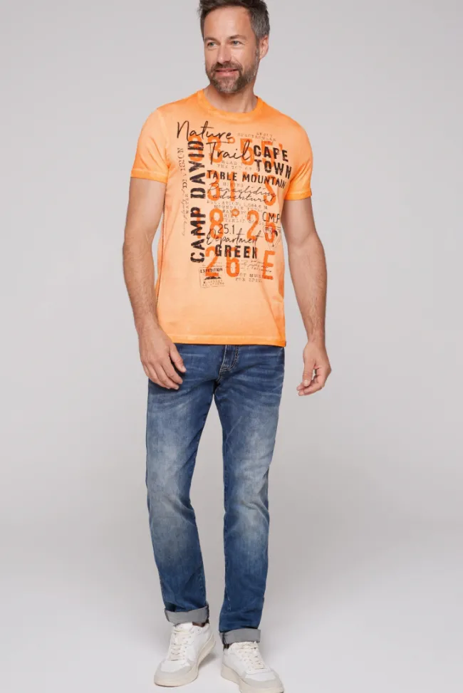 Herren CAMP DAVID & SOCCX Rundhalsshirt Oil Dyed mit Label Print sunrise orange
