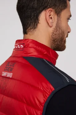Herren CAMP DAVID & SOCCX Steppweste mit Colour-Blocking flight red