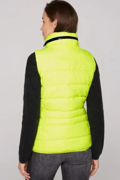 Damen CAMP DAVID & SOCCX Steppweste mit Kapuze im Stehkragen yellow lime