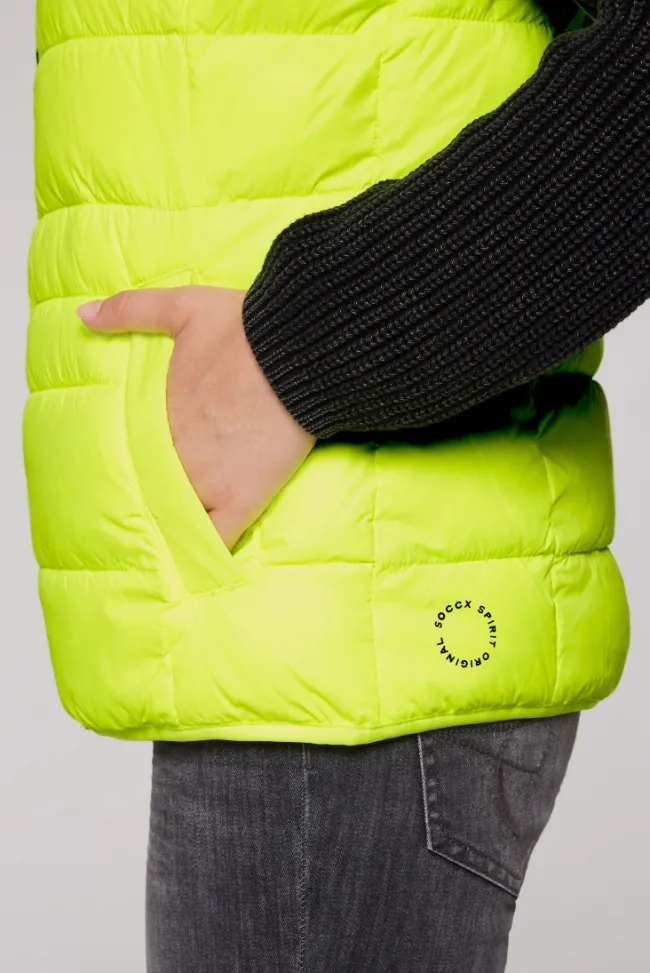 Damen CAMP DAVID & SOCCX Steppweste mit Kapuze im Stehkragen yellow lime