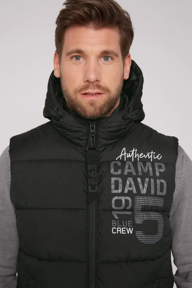 Herren CAMP DAVID & SOCCX Steppweste mit Kapuze und Rücken-Print