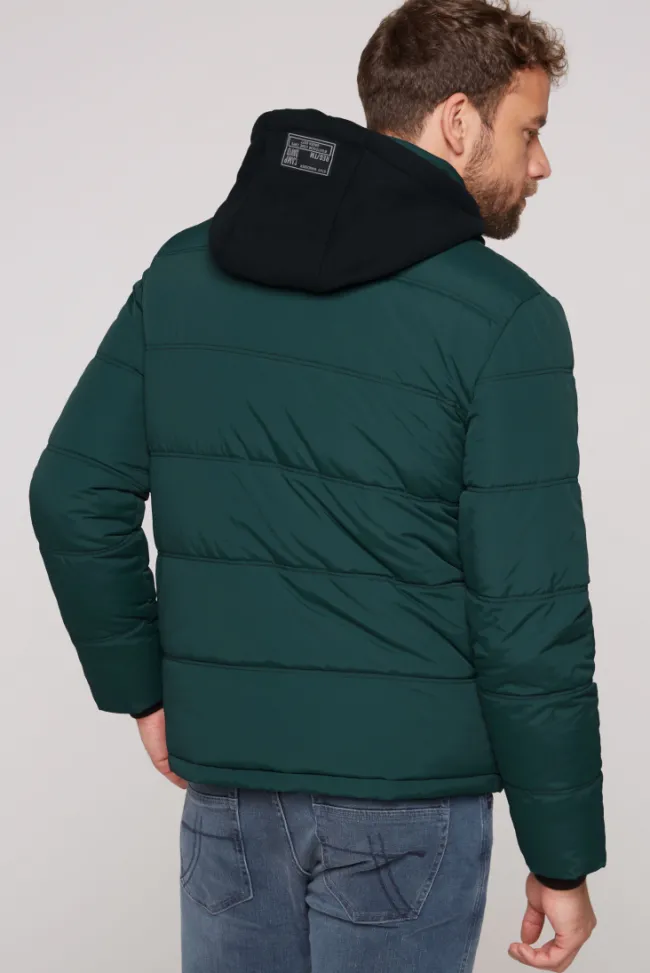 Herren CAMP DAVID & SOCCX Strukturierte Steppjacke mit abtrennbarer Sweatkapuze deep green