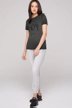 Damen CAMP DAVID & SOCCX T-Shirt mit U-Boot-Ausschnitt und Artwork