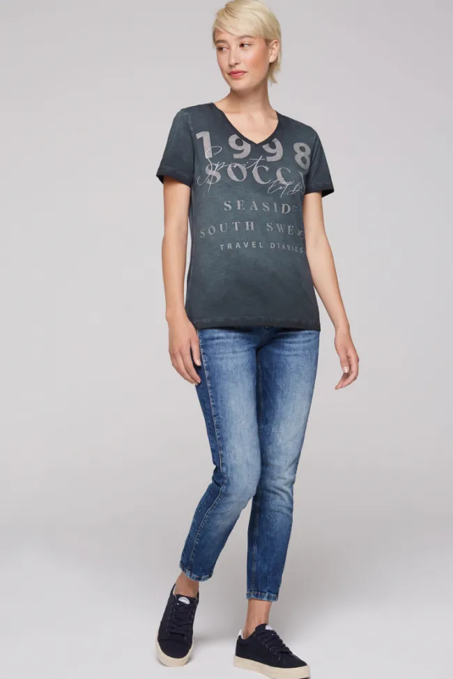 Damen CAMP DAVID & SOCCX T-Shirt mit V-Ausschnitt und Wording Print blue navy