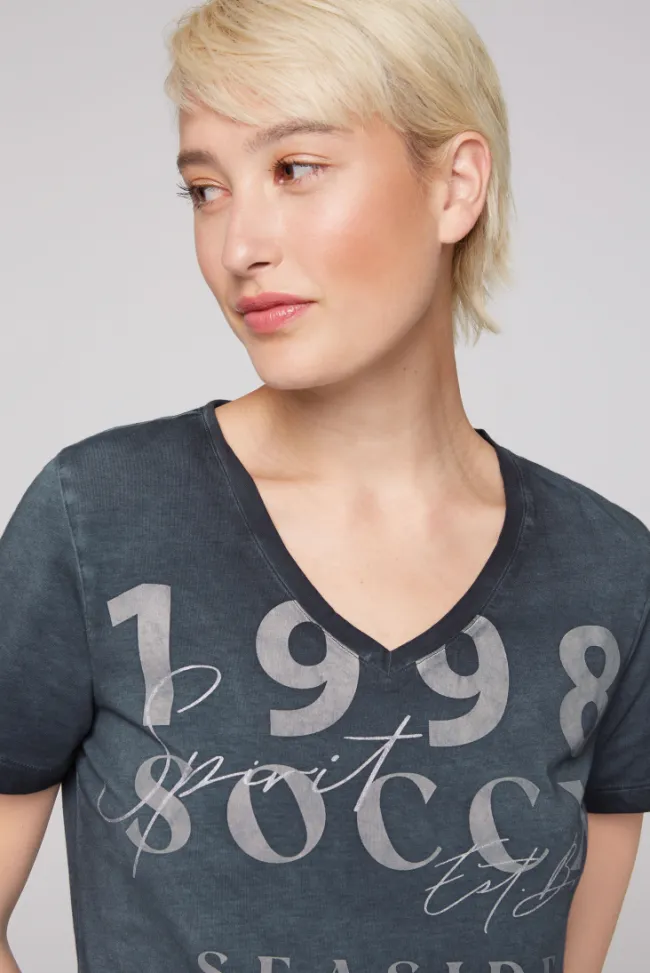 Damen CAMP DAVID & SOCCX T-Shirt mit V-Ausschnitt und Wording Print blue navy