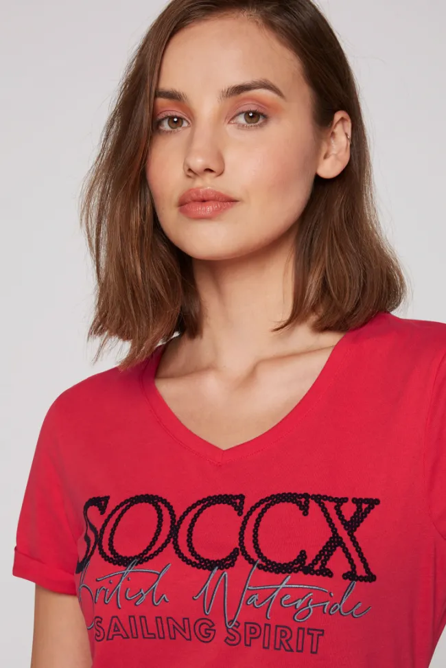 Damen CAMP DAVID & SOCCX T-Shirt mit V-Ausschnitt und Glitter Print clear red