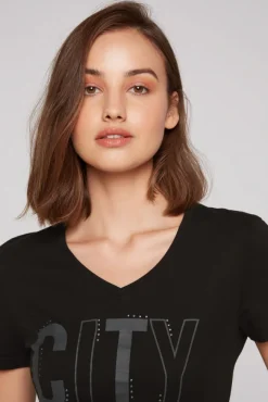 Damen CAMP DAVID & SOCCX T-Shirt mit Wording Print und Schmucksteinen