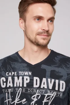 Herren CAMP DAVID & SOCCX T-Shirt V-Neck mit All Over Print blue navy