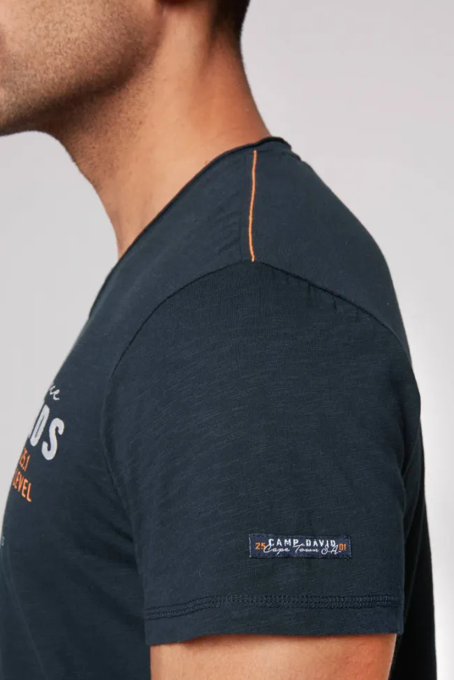 Herren CAMP DAVID & SOCCX V-Shirt mit Flockprint blue navy
