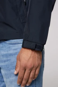 Herren CAMP DAVID & SOCCX Windbreaker-Jacke mit Kapuze und Rückenprint blue navy